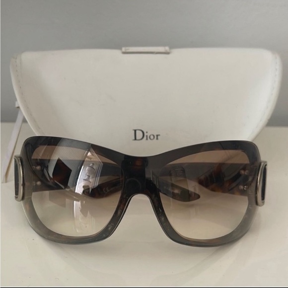 Authentic Pre Loved Dior SpeedSet Sunglasses - Picture 6 of 6